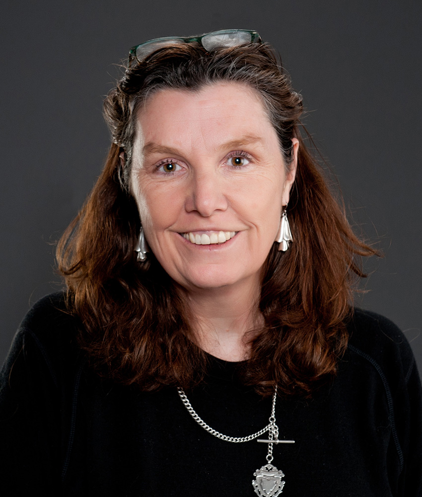 Annette O'Connor.