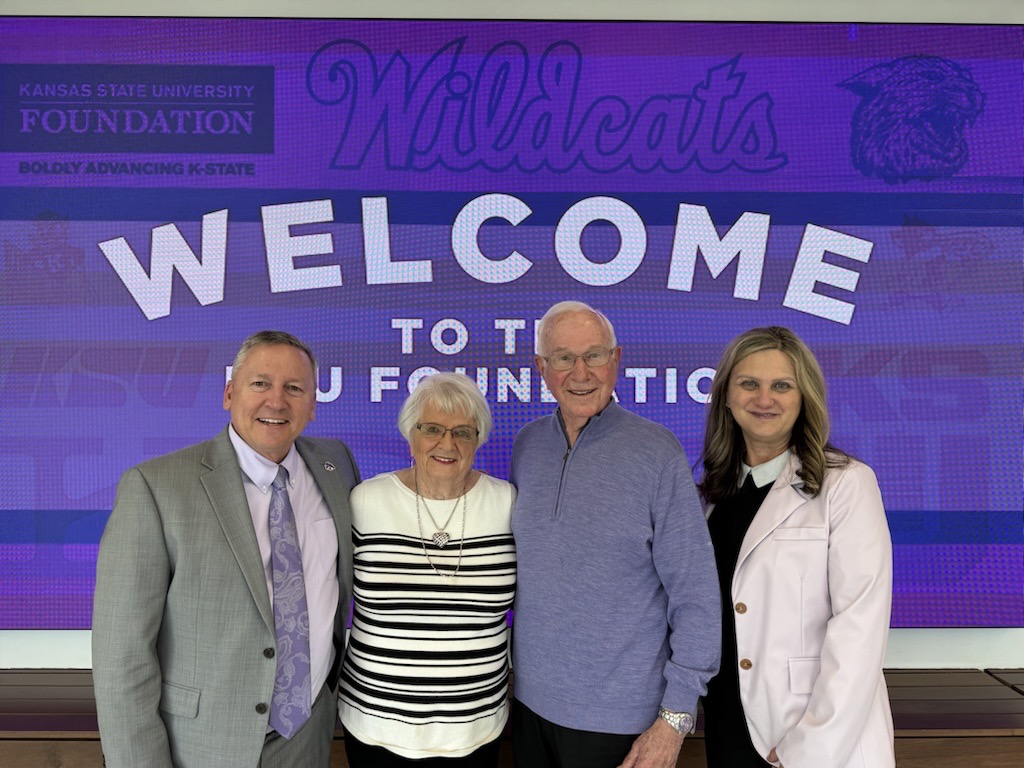 From left to right: Richard Linton, president; Marilyn Galle; Nelson Galle; and Debbie Mercer, dean of the College of Education.